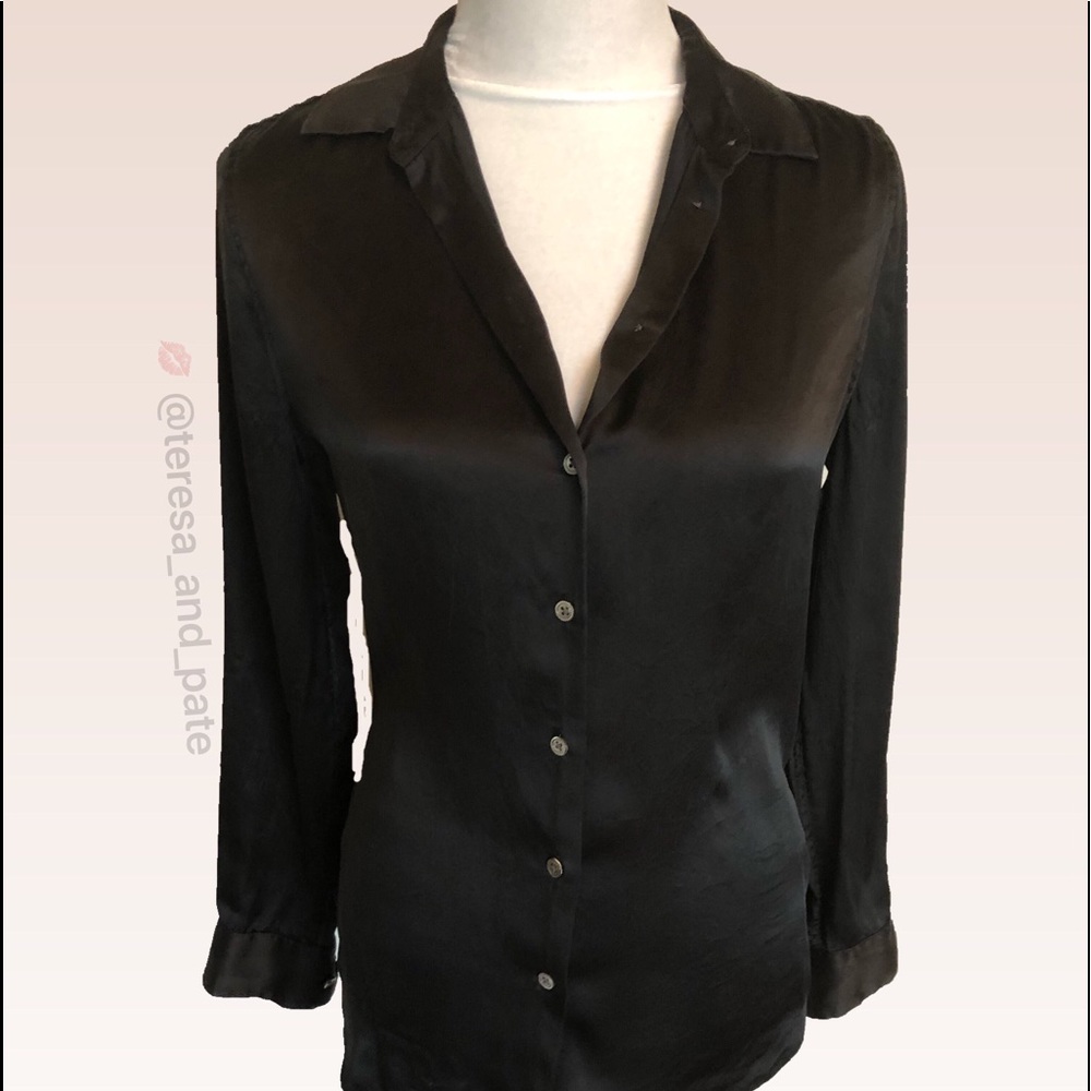 EQUIPMENT Black Silk Button Up SZ XS